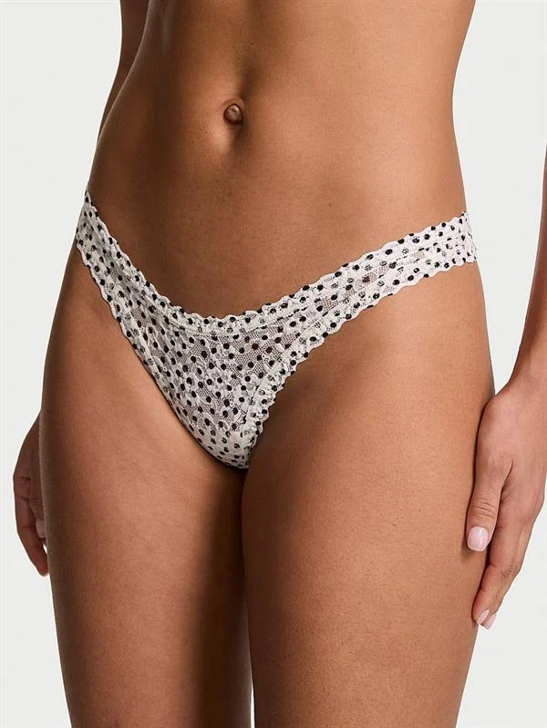 Dantelli Ultra Mini Tanga ön görünüm