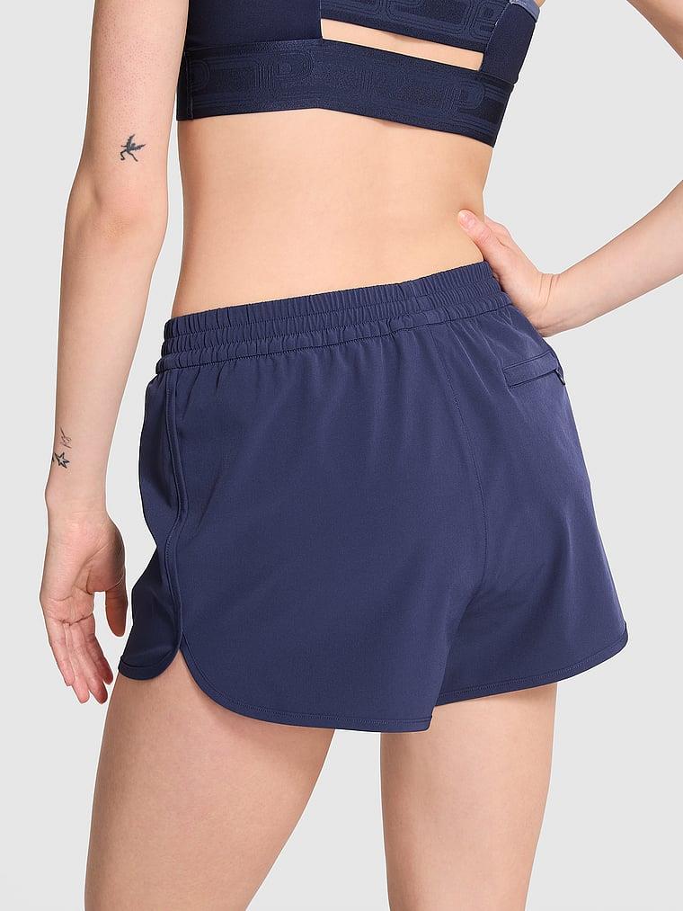 Pink Tech Stretch Kosu Sortu arka görünümü