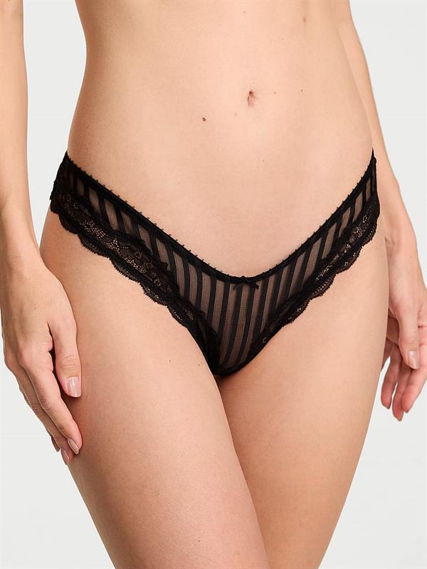 Tease Transparan Cizgili Derin Bacak Kesim Tanga