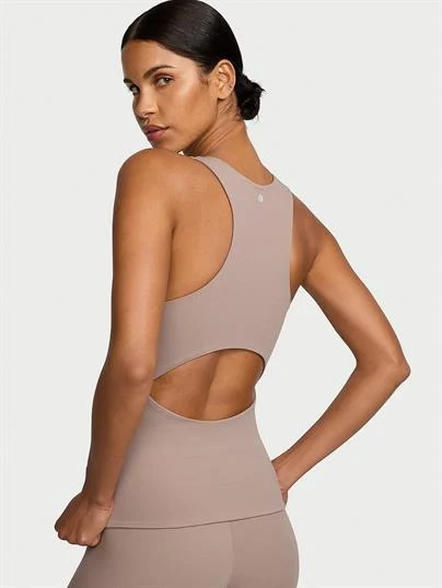 Vs Elevate Cut Out Atlet