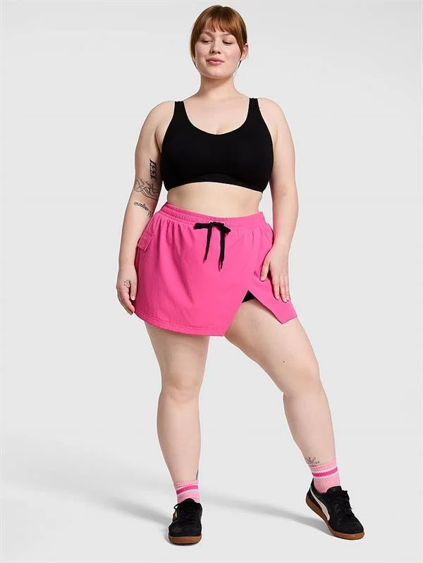 Pink Tech Dokuma Yuruyus Sortu