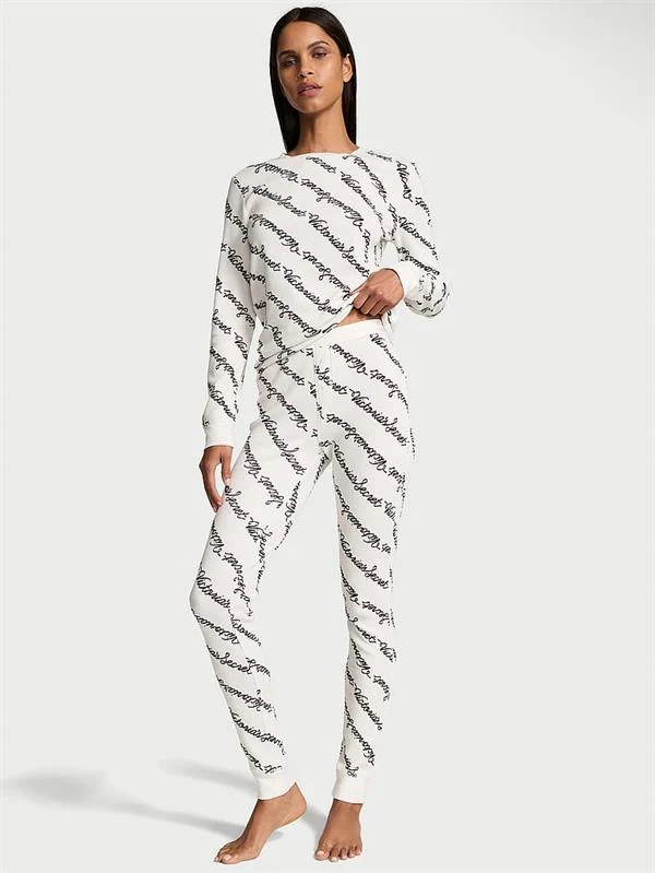 Termal Uzun Pijama Takimi ön görünüm