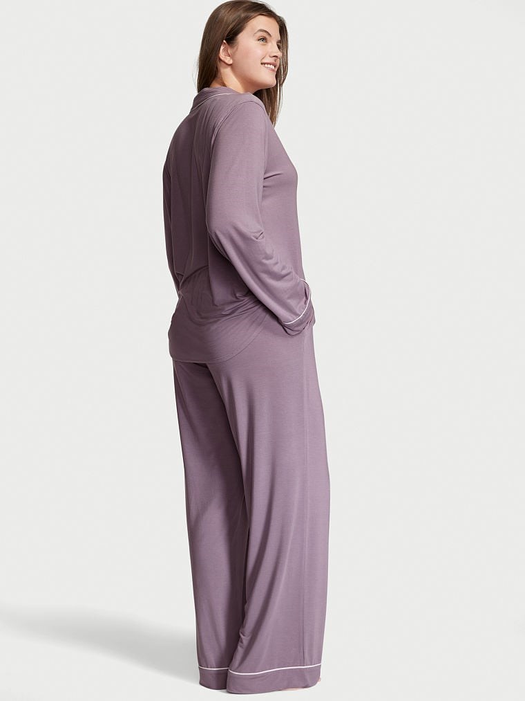 Uzun Kollu Pijama Takimi arka görünümü
