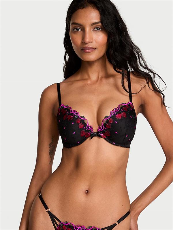 Cherry Islemeli Push Up Sütyen