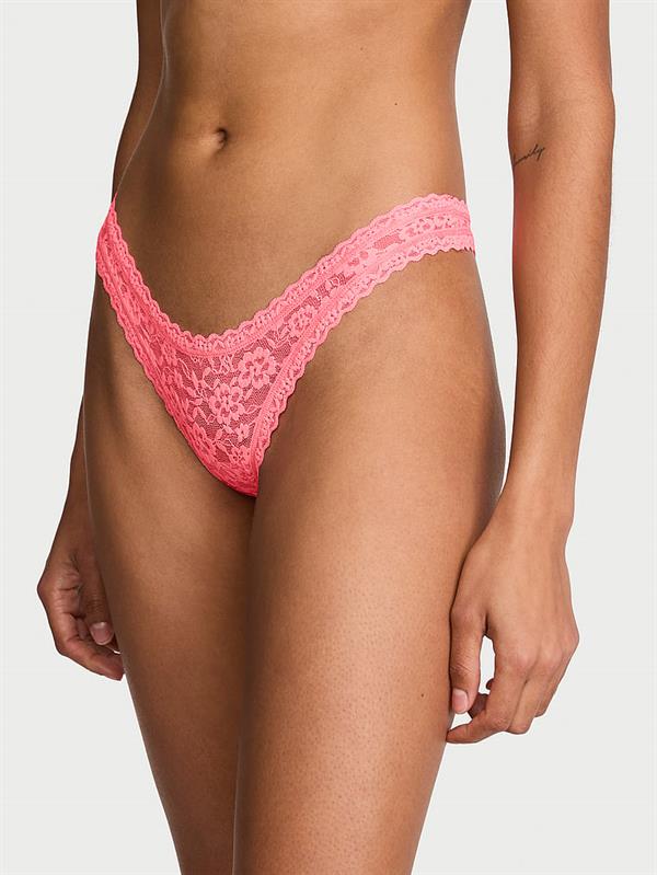Dantelli Ultra Mini Tanga ön görünüm