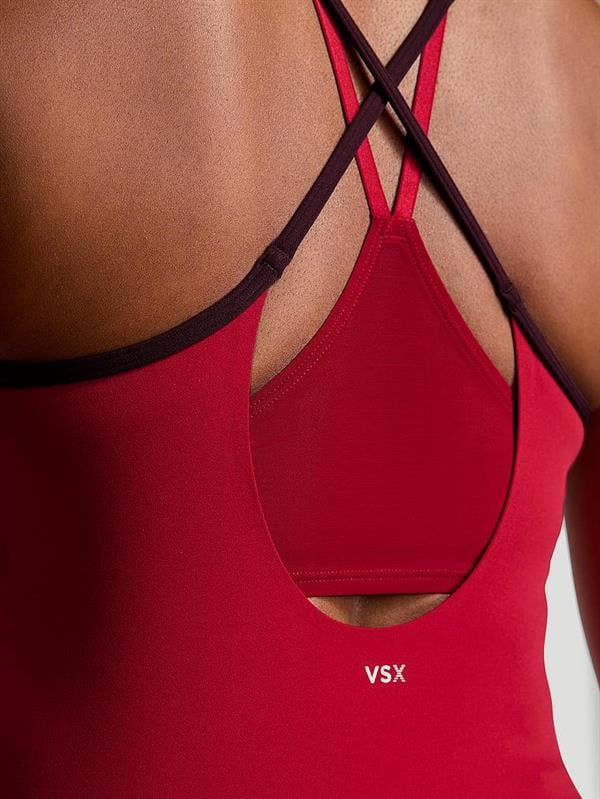 Vsx Elevate Kontrast Detayli Sporcu Ustu