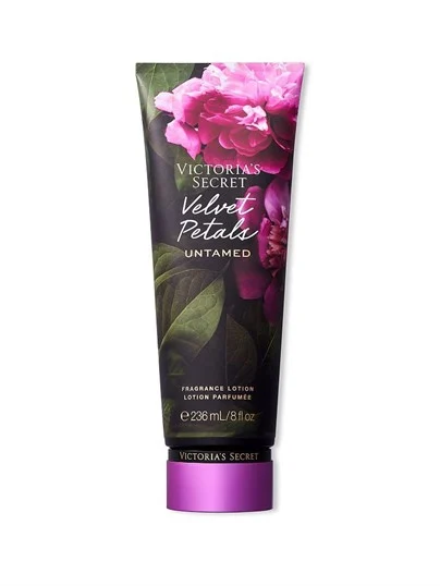 Velvet Petals Untamed Vücut Losyonu ön görünüm