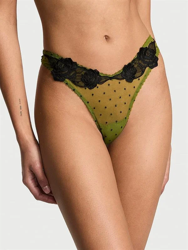 Gul Dantelli Derin Bacak Kesim Tanga