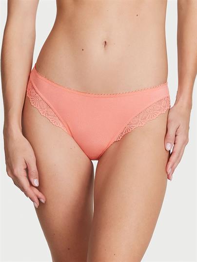 Arkasi Dantelli Esnek Pamuklu Bikini Kulot