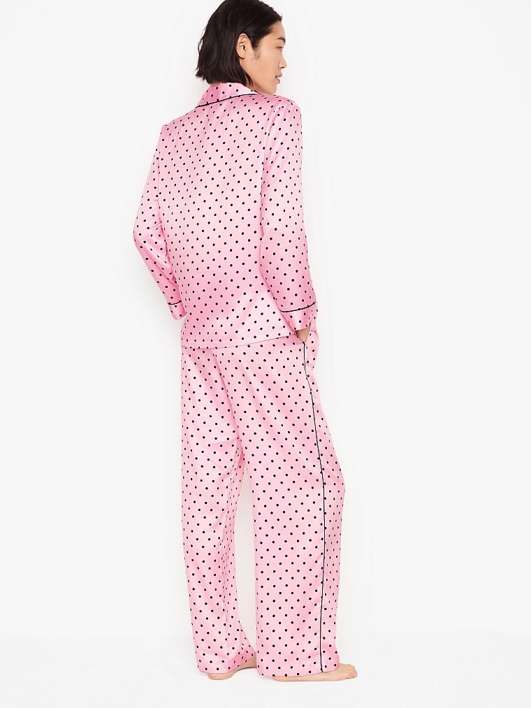 Saten Uzun Pijama Seti arka görünümü