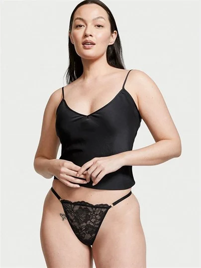 Very Sexy V Parcali Dantel V String Kulot ön görünüm