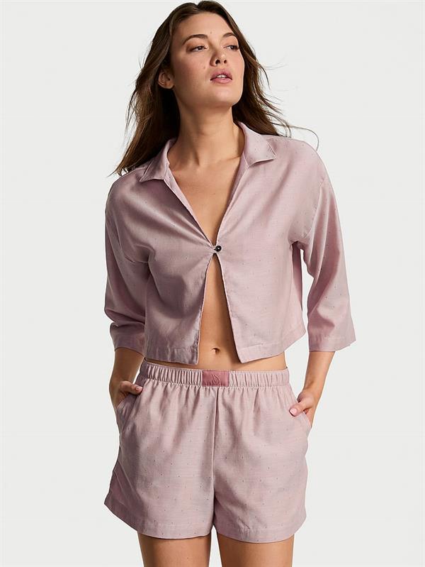Uzun Kollu Tek Dugmeli Gomlek Ve Sortlu Pijama Takimi