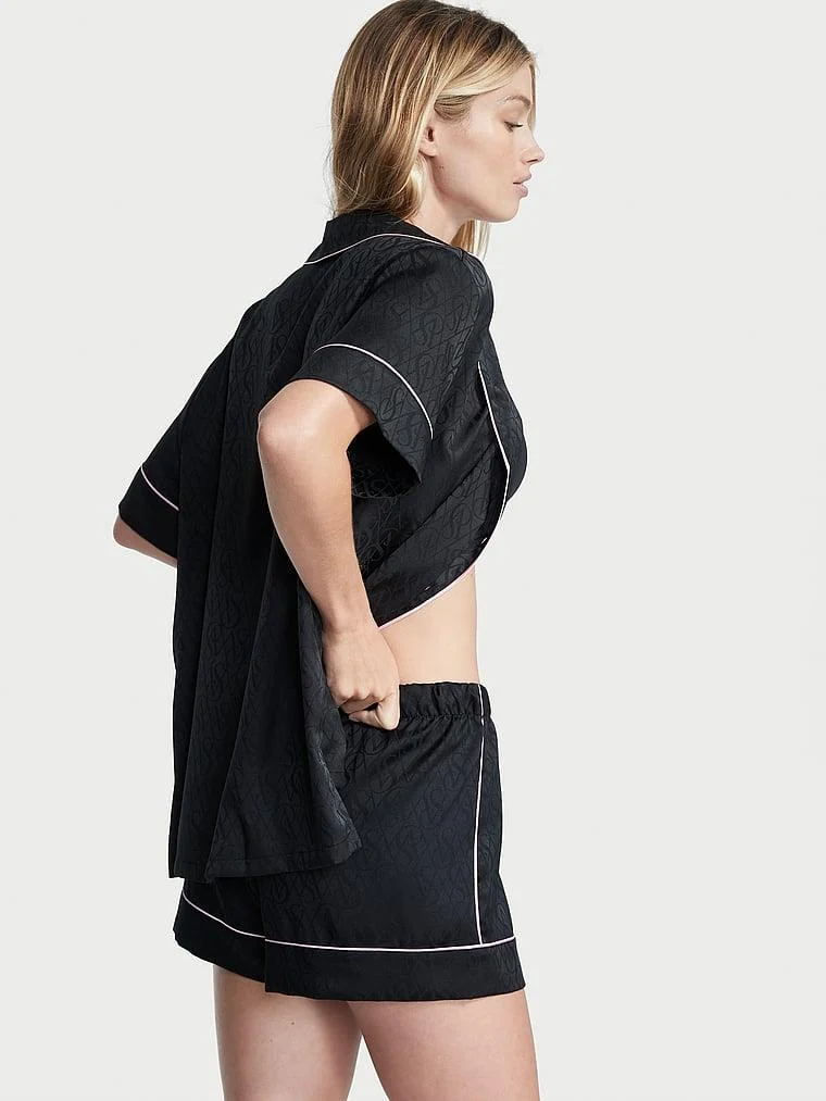 Saten Kısa Pijama Takimi arka görünüm