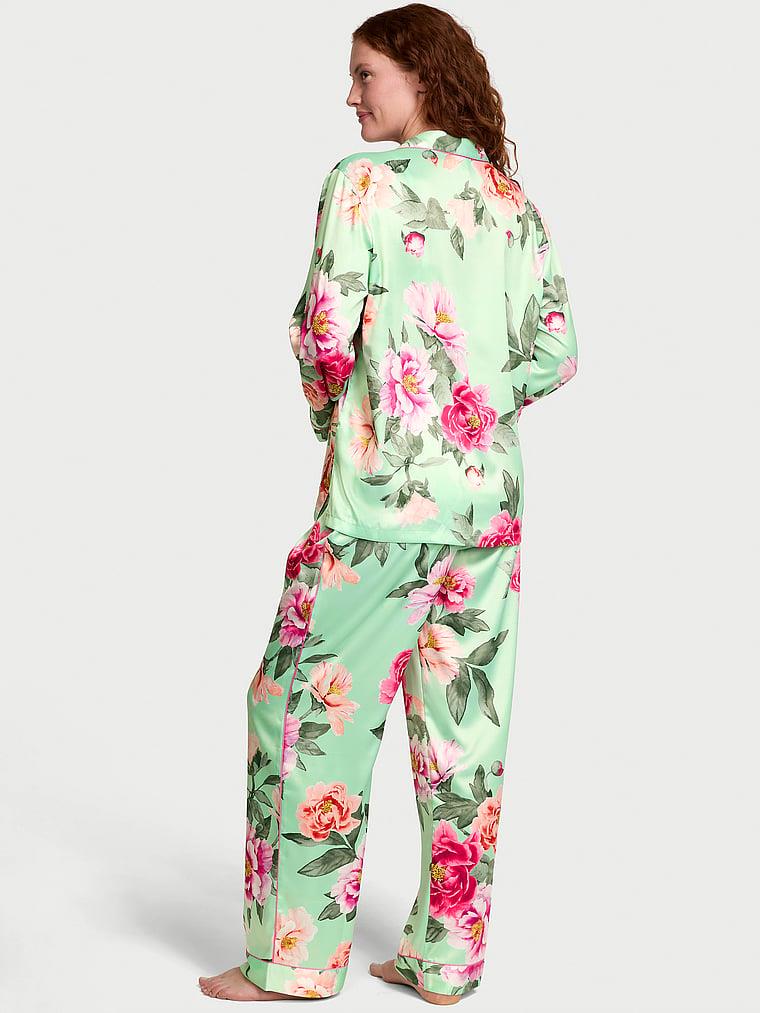 Victorias Secret Fashion Show 24 Parlak Saten Uzun Pijama Takimi arka görünümü