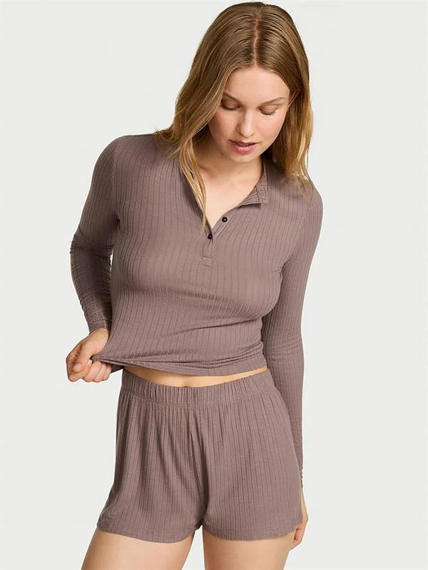 Modal Dokulu Uzun Kollu Sortlu Pijama Takimi ön görünüm