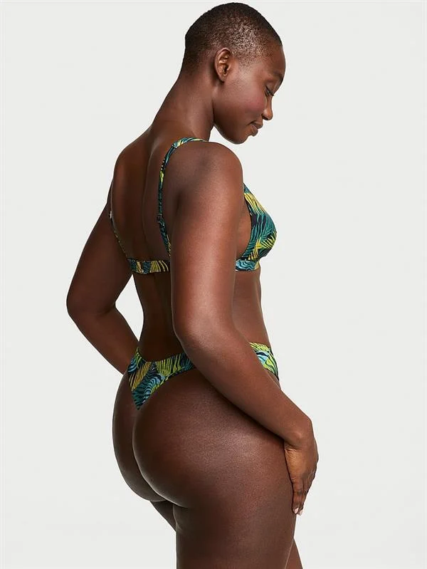 Essential Buzgulu Tanga Bikini Alti