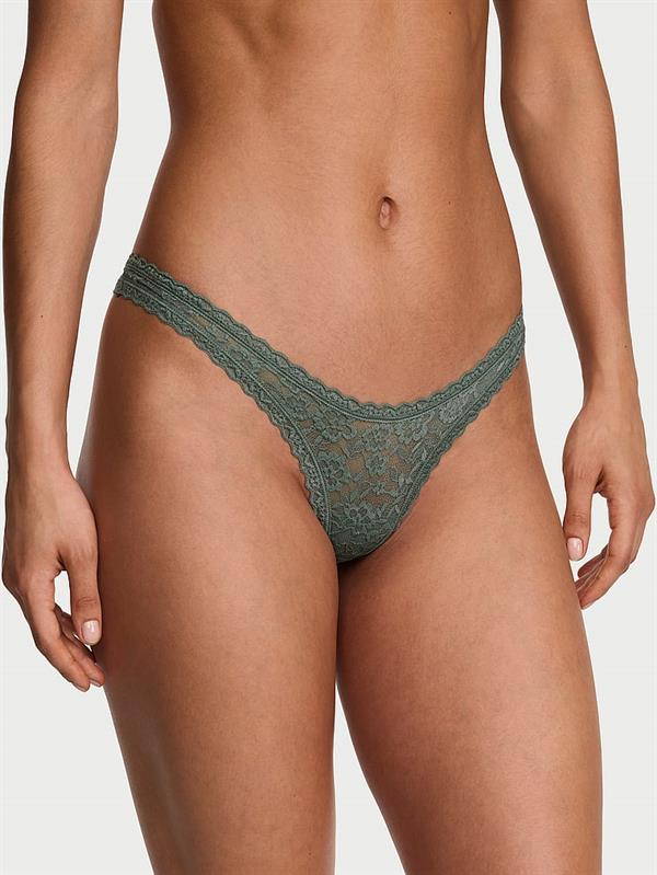 Dantelli Ultra Mini Tanga ön görünüm