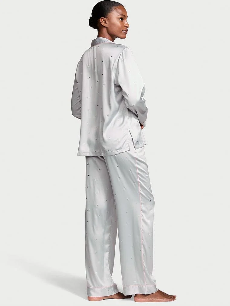 Parlak Saten Uzun Pijama Takimi arka görünüm