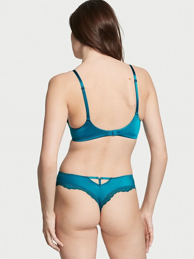 Smooth Cut Out Detayli Tanga arka görünüm