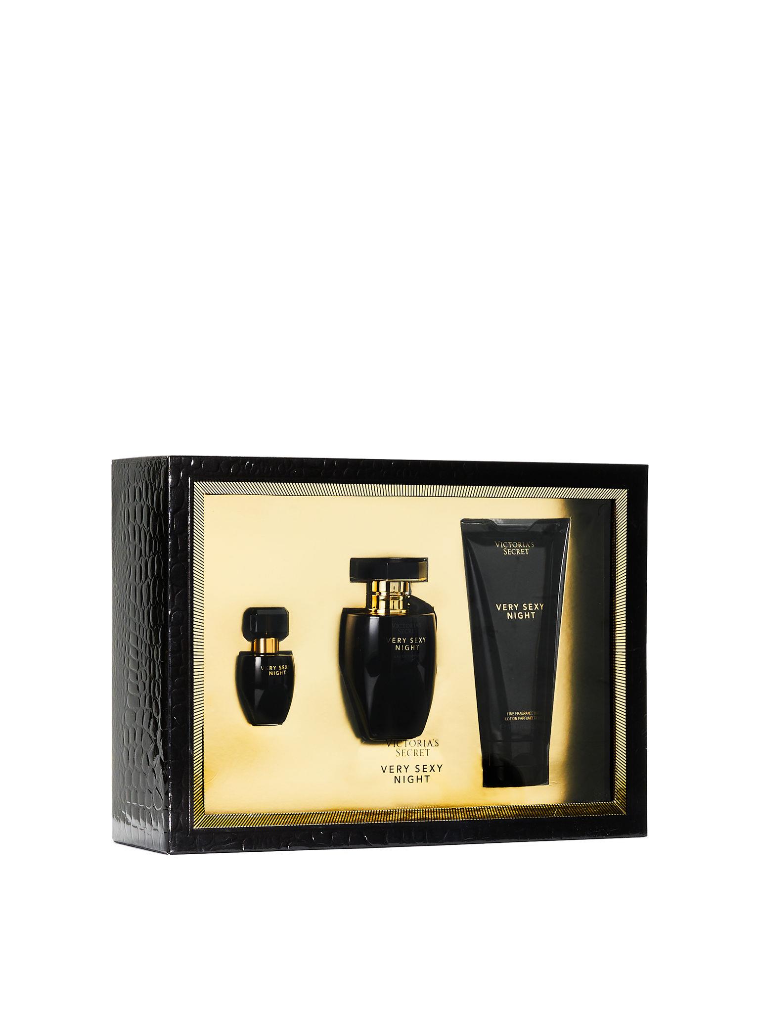 Very Sexy Night Luxe Koku Seti arka görünümü