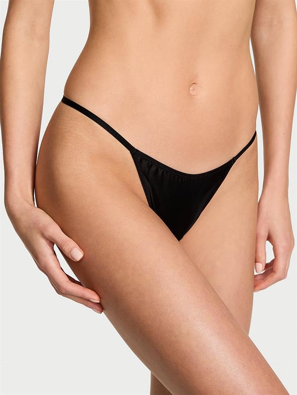 Işıltılı Fiyonklu V String Kulot ön görünüm