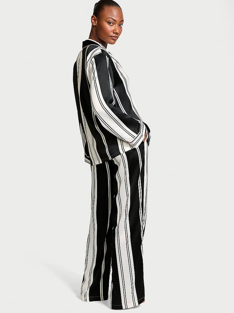 Saten Pijama Takimi arka görünümü