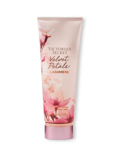 Velvet Petals Cashmere Vücut Losyonu ön görünüm
