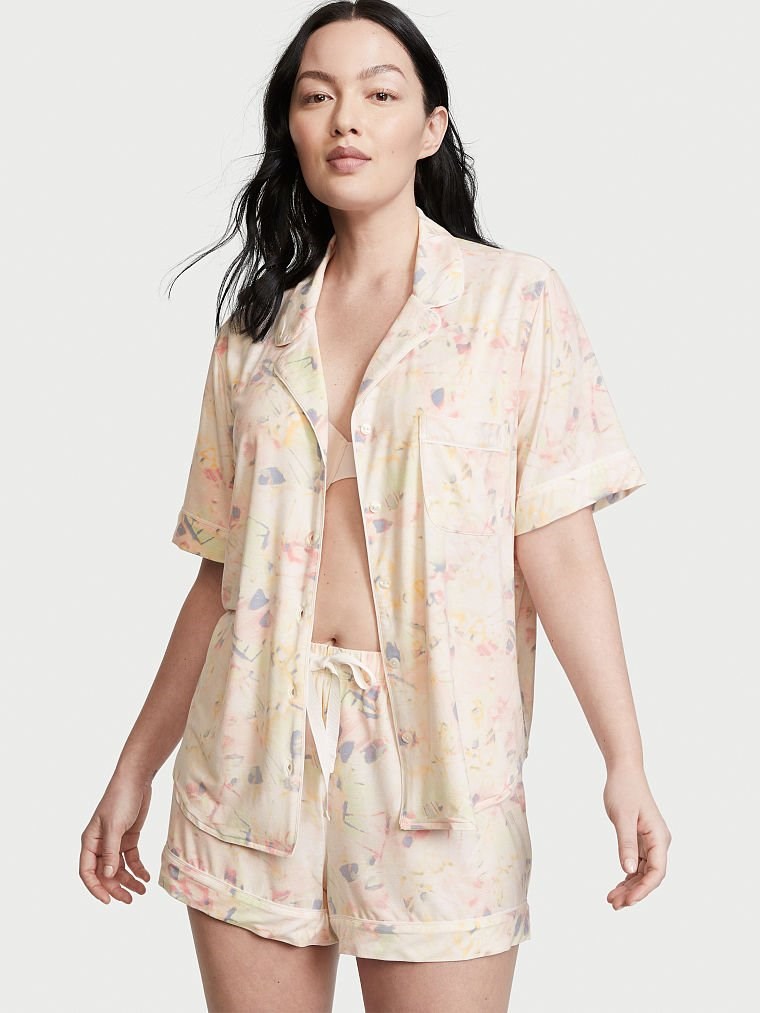 Modal Kısa Pijama Takimi arka görünümü