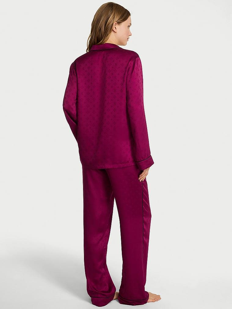 Parlak Saten Uzun Pijama Takimi arka görünümü