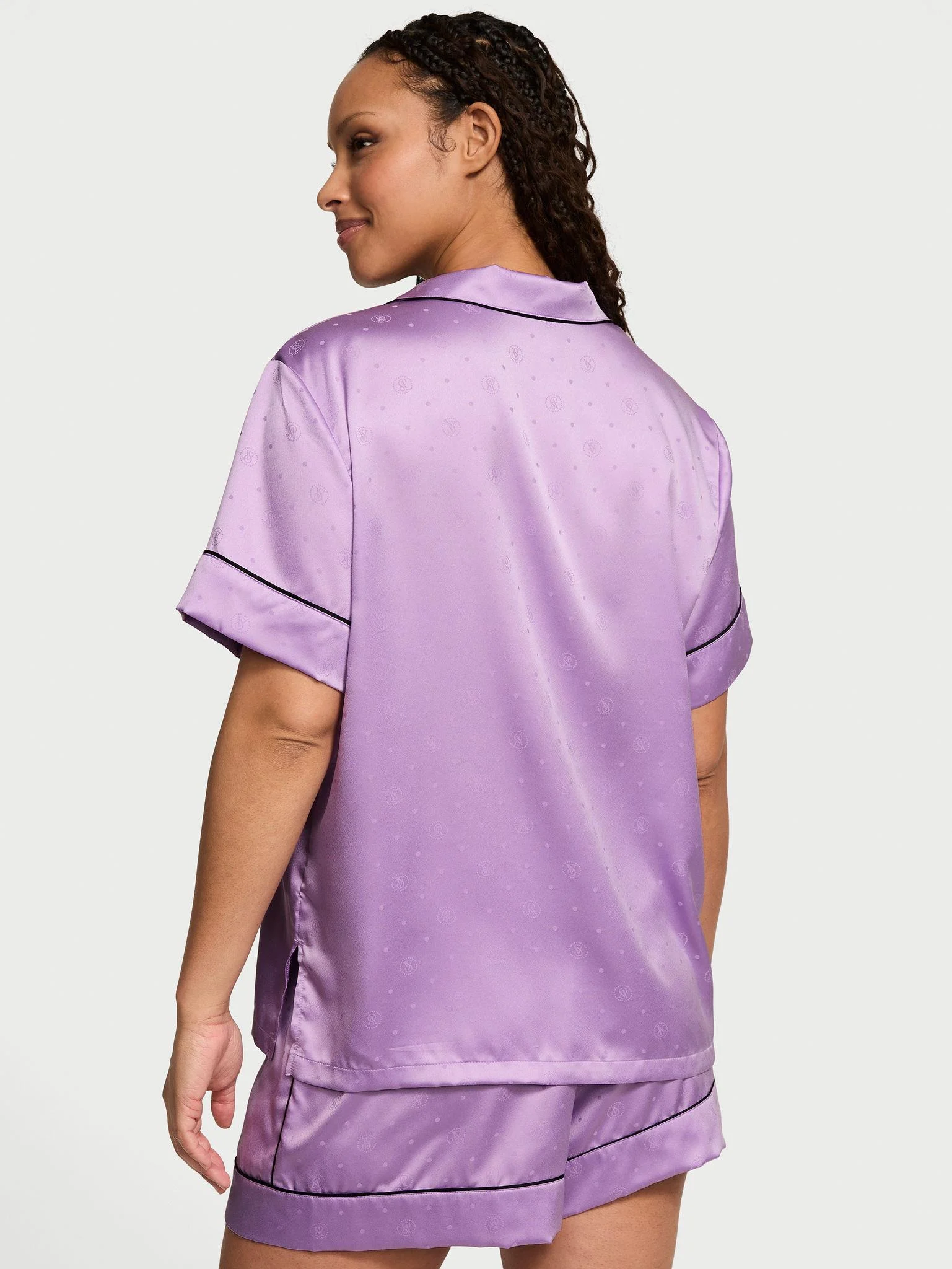 Glazed Saten Sortlu Pijama Takimi arka görünüm
