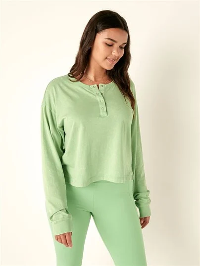 Pink Pamuk Crop Uzun Kollu Kampus Dugmeli Tisort