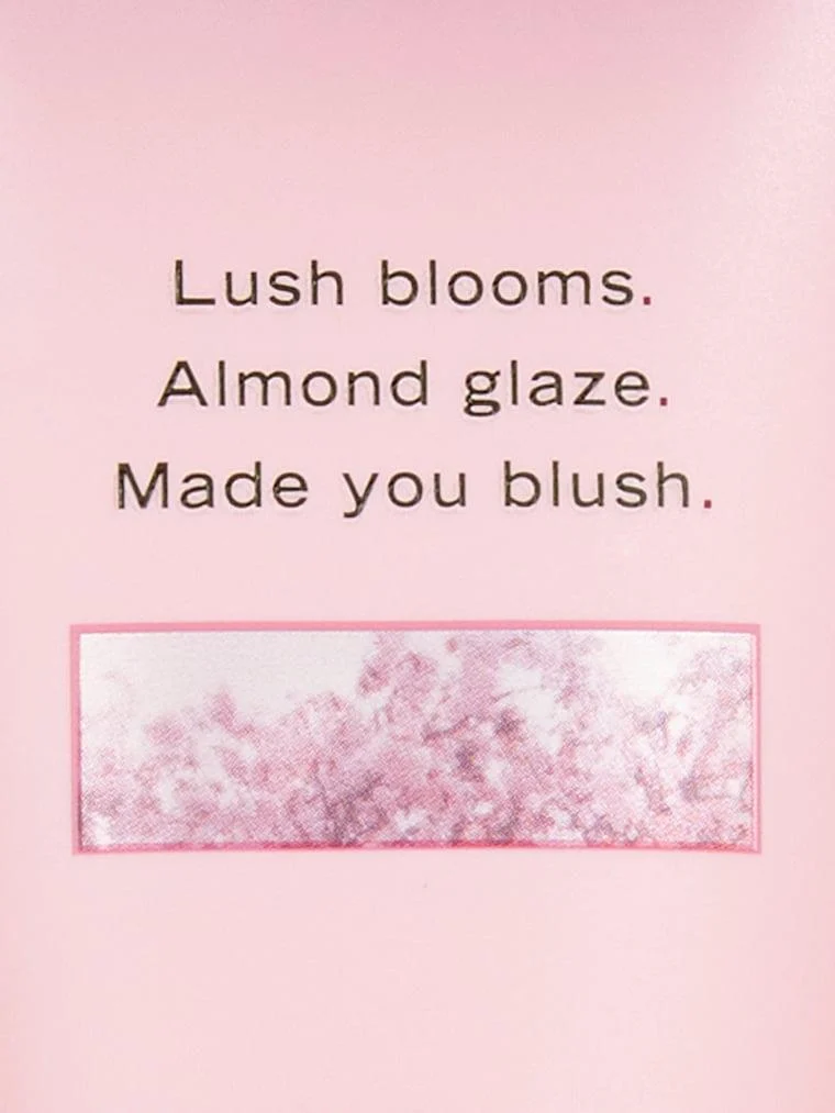 Velvet Petals Vücut Losyonu arka görünüm