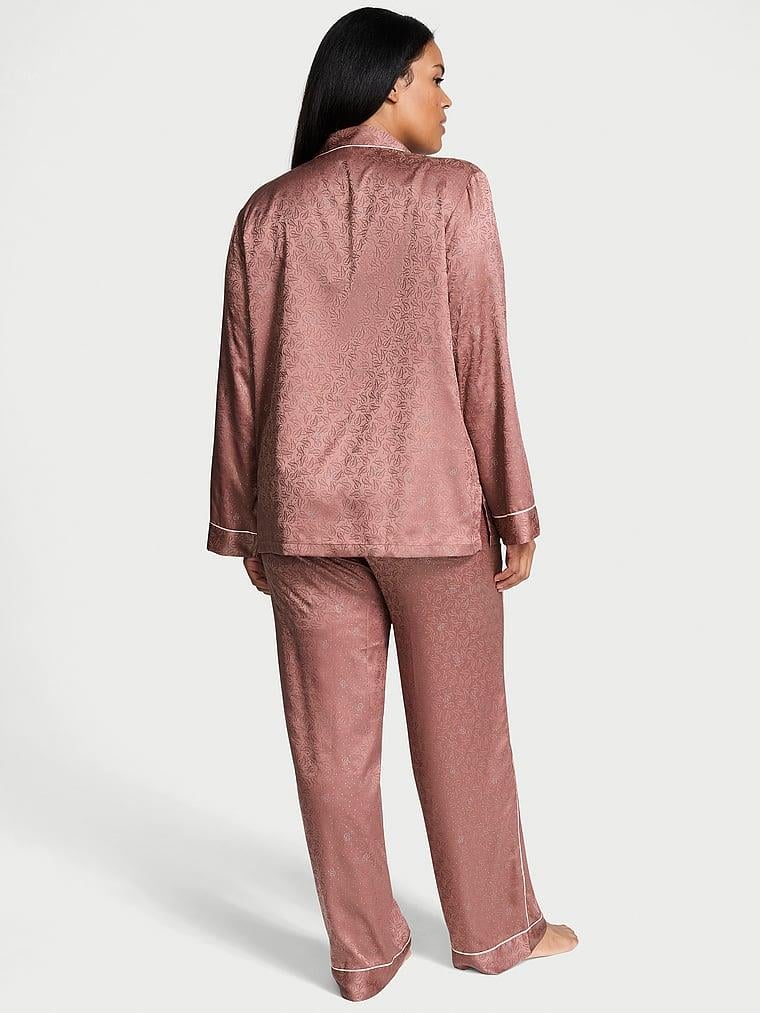 Parlak Saten Uzun Pijama Takimi arka görünümü