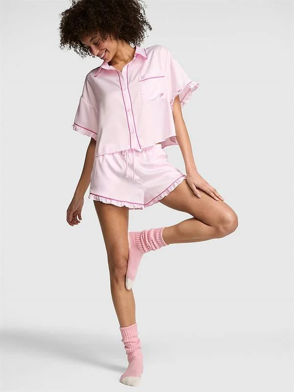 Pink Grwpink Saten Kısa Kollu Ve Sortlu Pijama Takimi ön görünüm