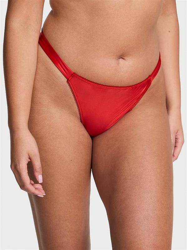 Ponpon Fiyonklu Tanga
