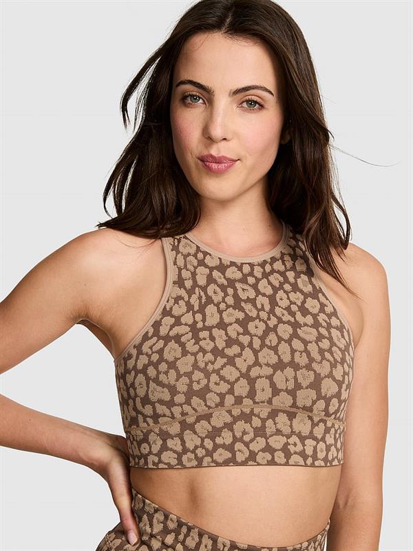 Pink Seamless Halter Yaka Sporcu Sütyeni ön görünüm
