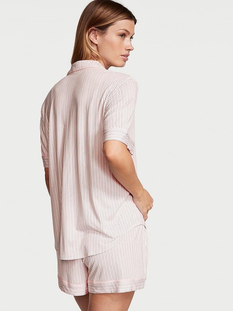 Modal Kısa Pijama Takimi arka görünüm