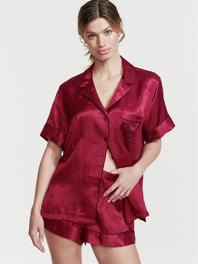 Kısa Saten Fiyonklu Pijama Takimi