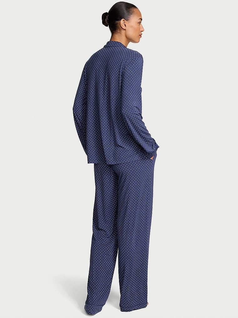Modal Pijama Takimi arka görünümü