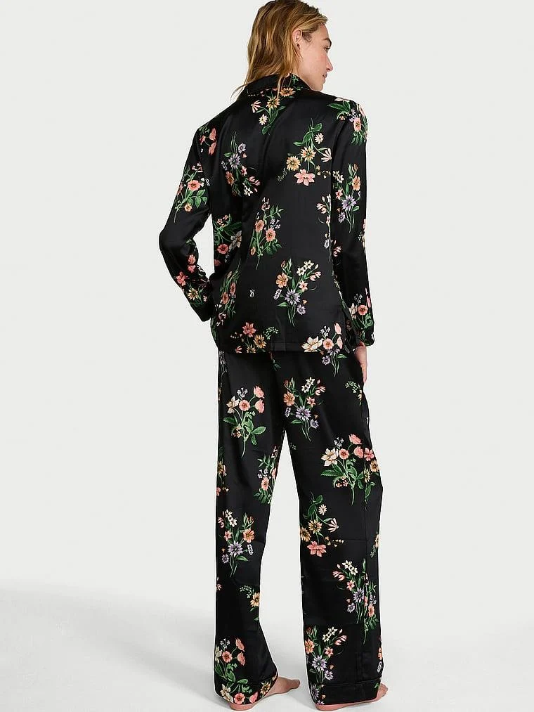 Parlak Saten Uzun Pijama Takimi arka görünümü