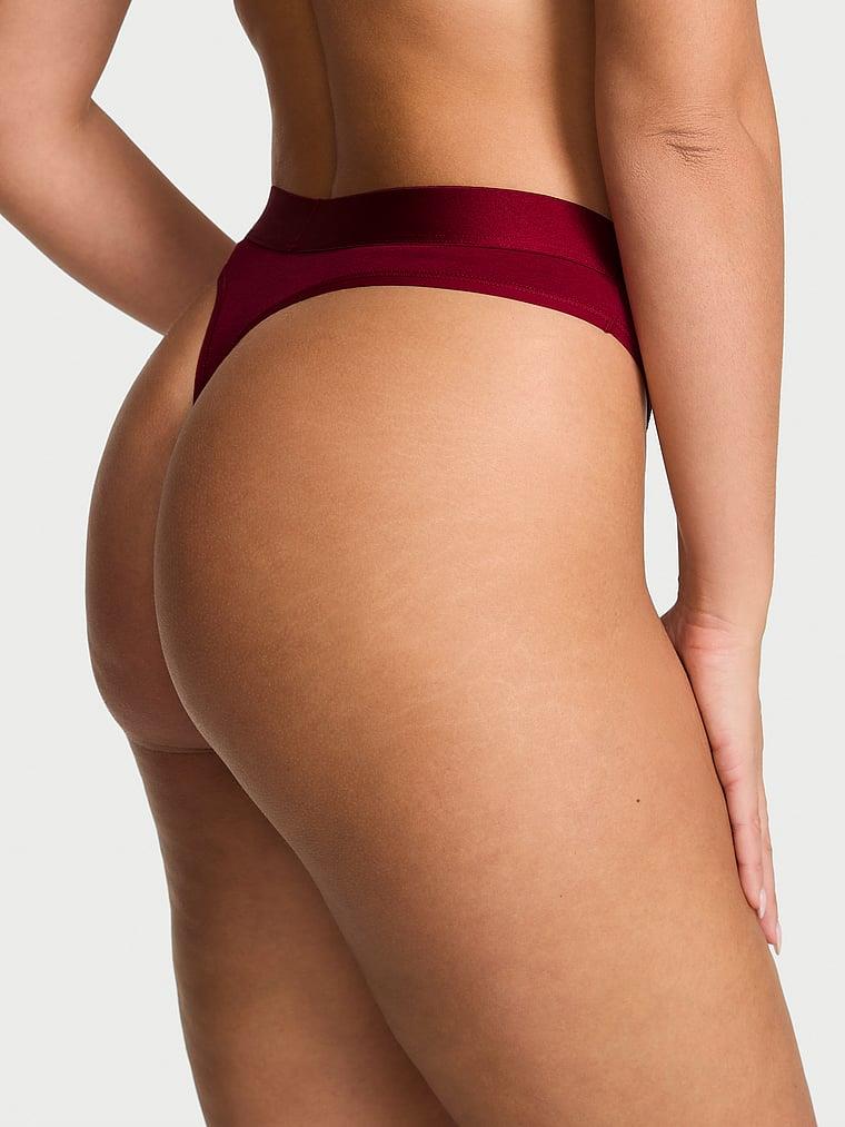 Işıltılı Logo Detayli Tanga arka görünümü