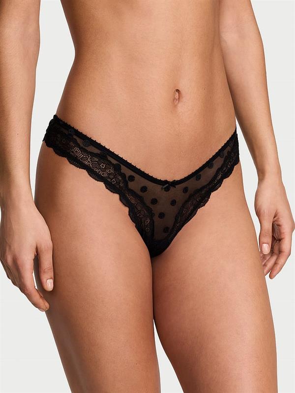 Tease Transparan Puantiyeli Derin Bacak Kesim Tanga