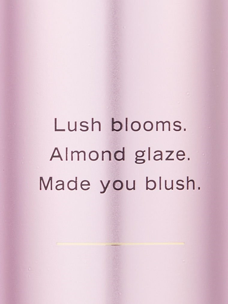 Velvet Petals Vücut Spreyi arka görünümü