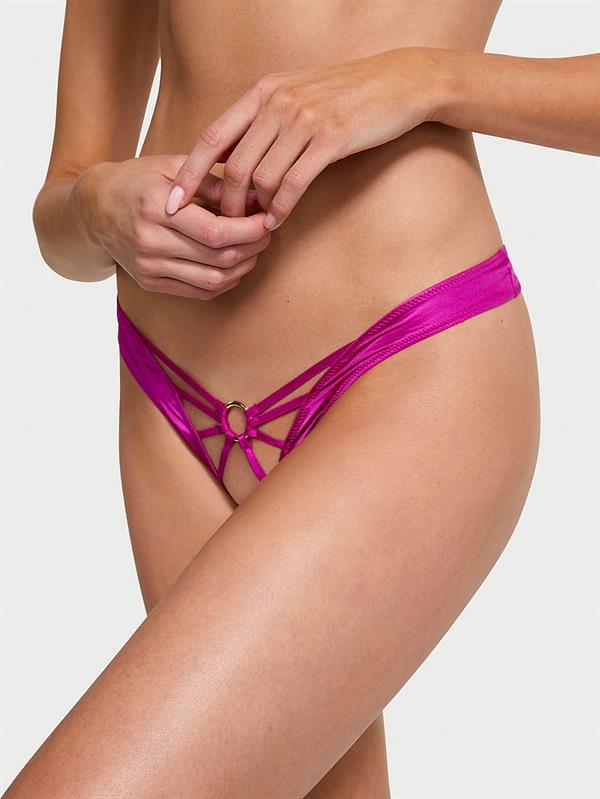 Askili Crotchless Tanga