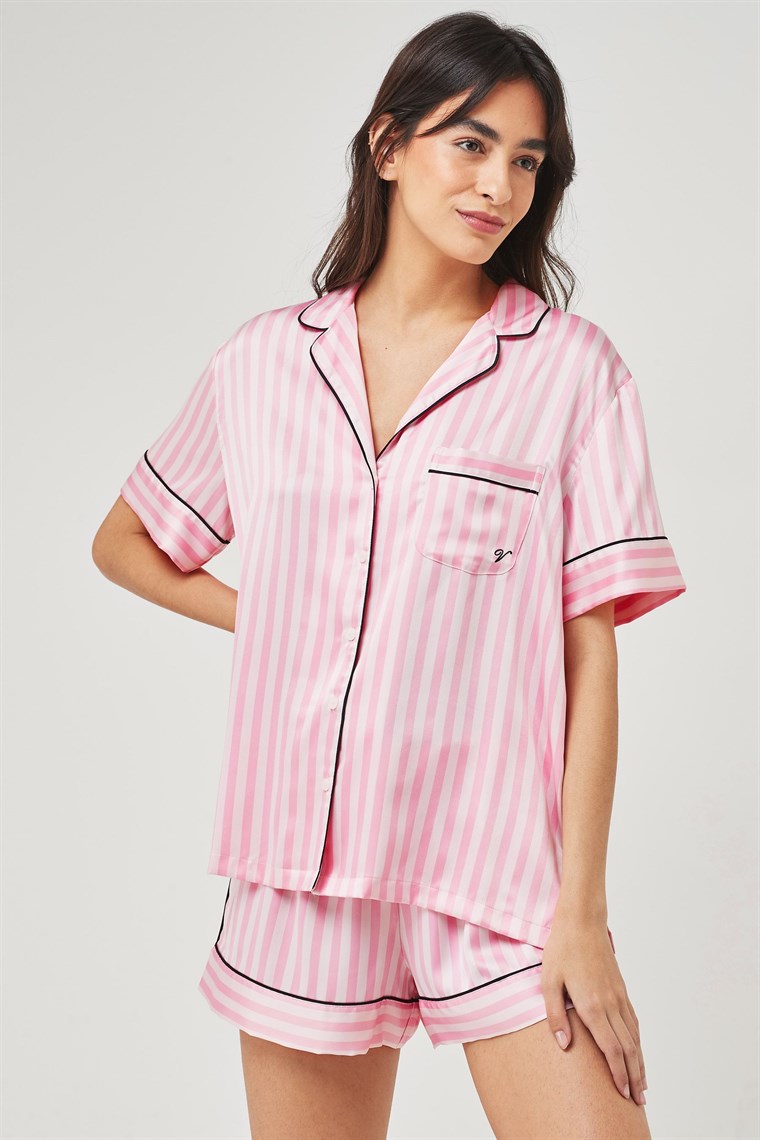 Saten Kısa Pijama Seti arka görünümü