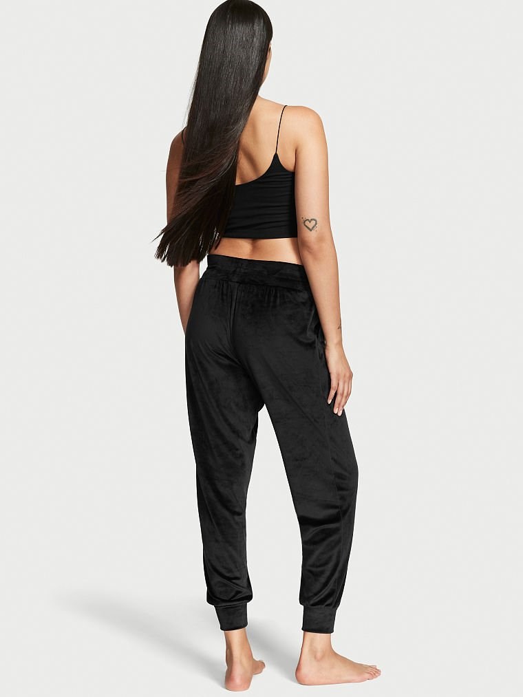 Kadife Jogger arka görünümü