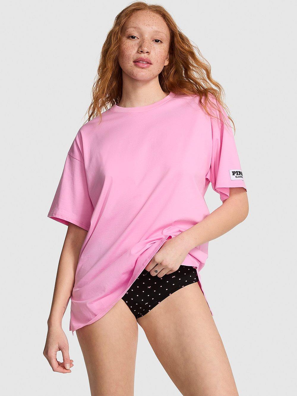 Pink Pamuklu Oversize Yirtmac Detayli Uyku Tisortu arka görünümü