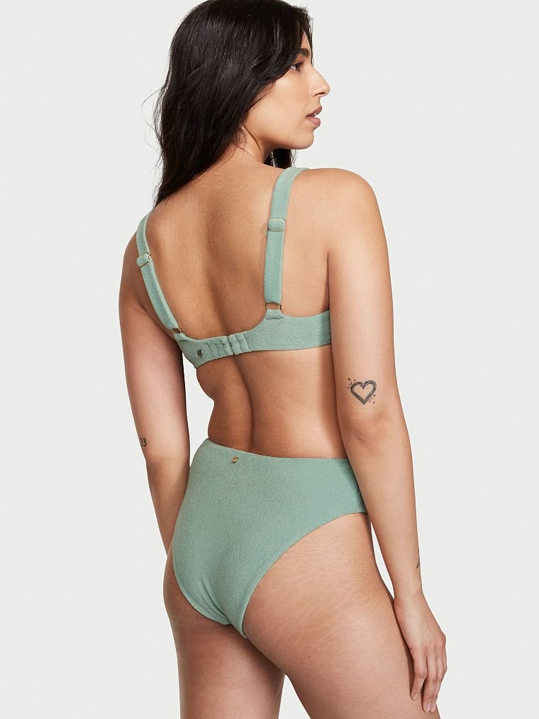 Essential Havlu Kumas Wicked Bikini Ustu arka görünümü