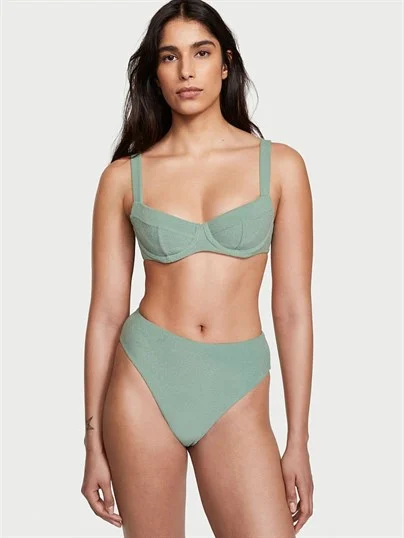 Essential Havlu Kumas Wicked Bikini Ustu ön görünüm