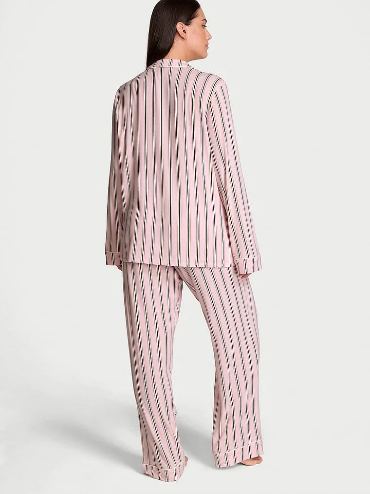 Modal Pijama Takimi arka görünüm